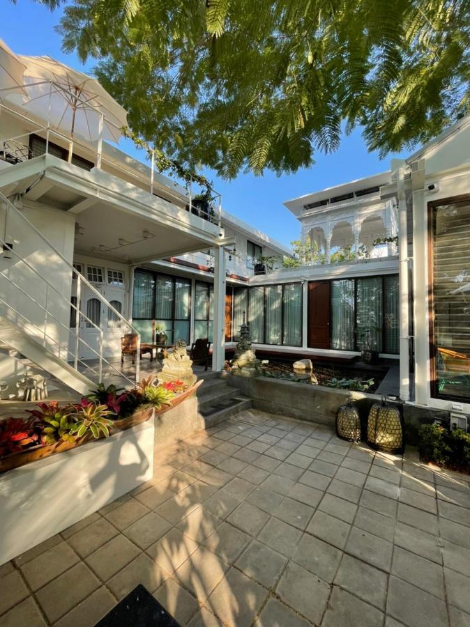Bed and Breakfast Jaritt Nymmanh Чиангмай Экстерьер фото